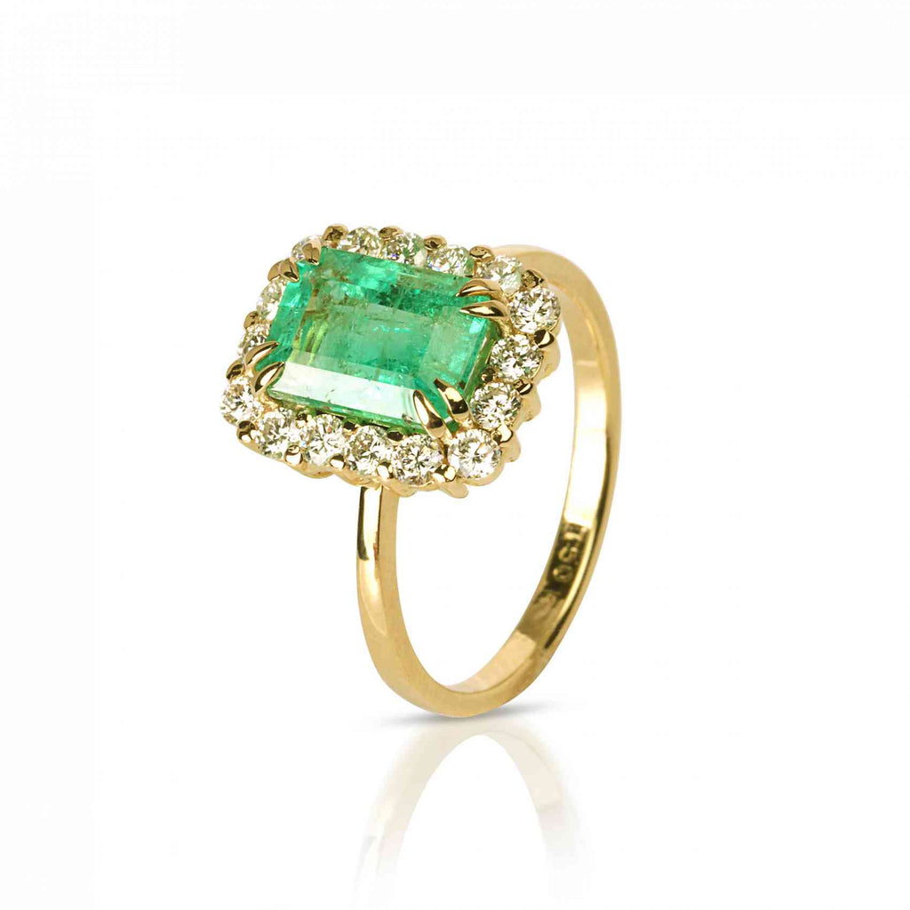 18k Yellow Gold Emerald And Diamond Ring ZJ220