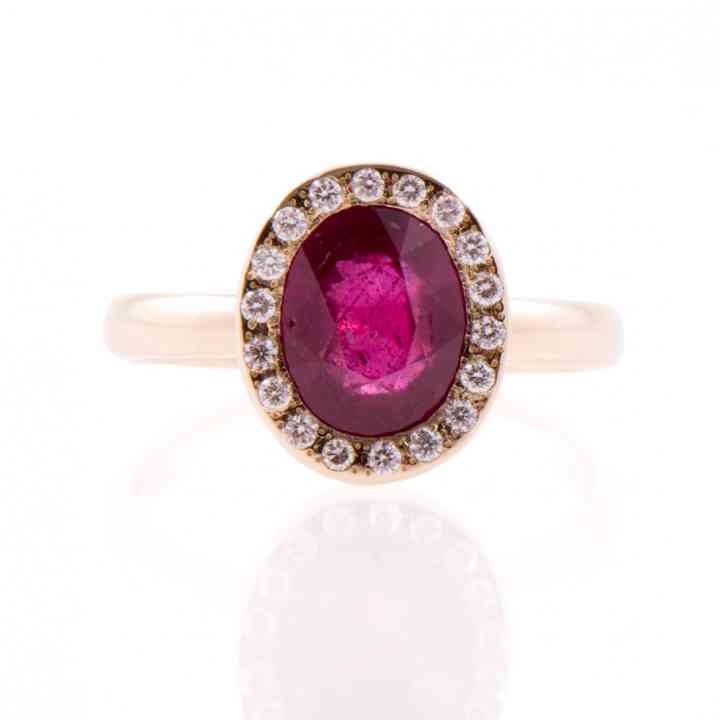 Inel din aur galben 18K cu Turmalina Roz si Diamante Naturale