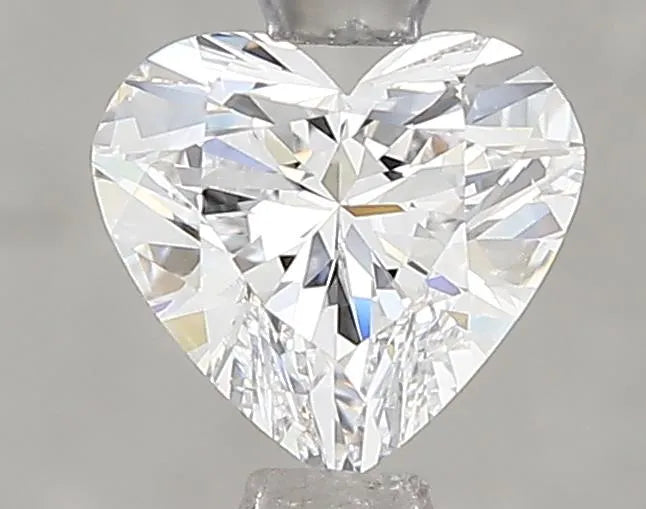 1.01ct Heart Lab Grown Diamond (Colour D, Clarity VVS1, IGI Certified)