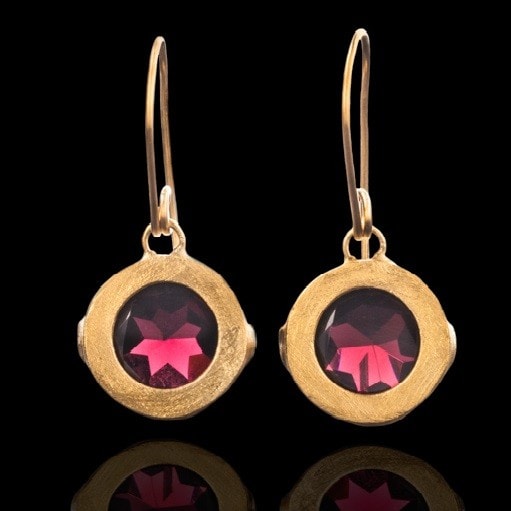 18K Gold Earrings with Mozambique Garnet and Diamonds