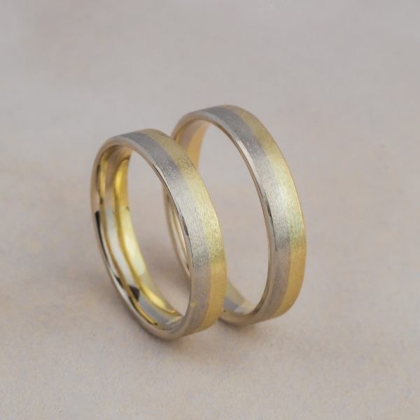 Kamari Wedding Ring Set in 14K White Gold