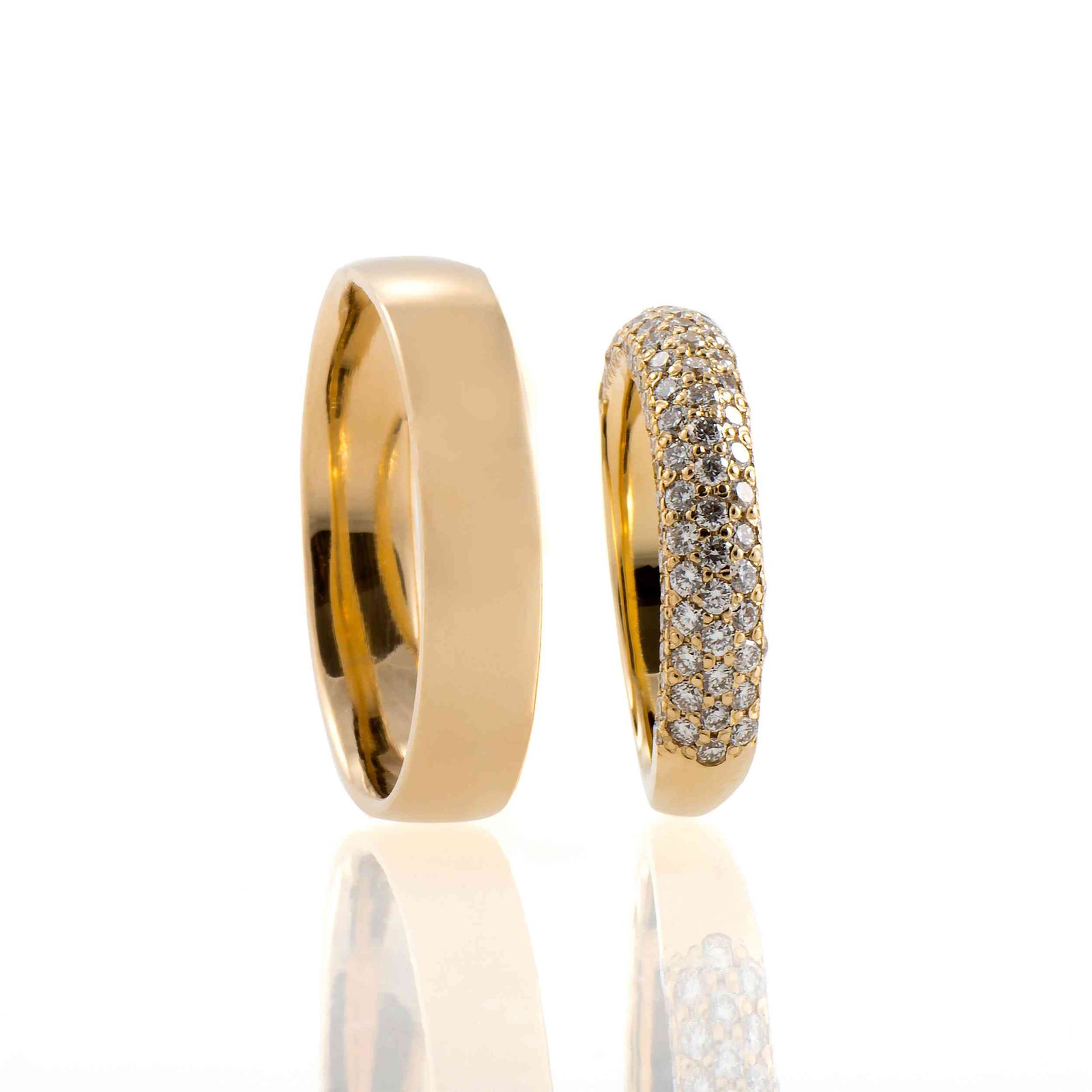 Set verighete "Tania" din aur galben 18K cu Diamante