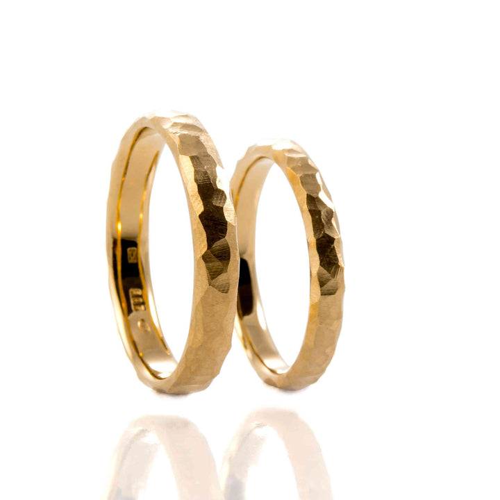 "Yarden" 14K yellow gold wedding ring set