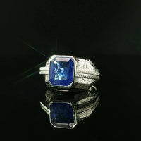 18K White Gold Ring with Tanzanite