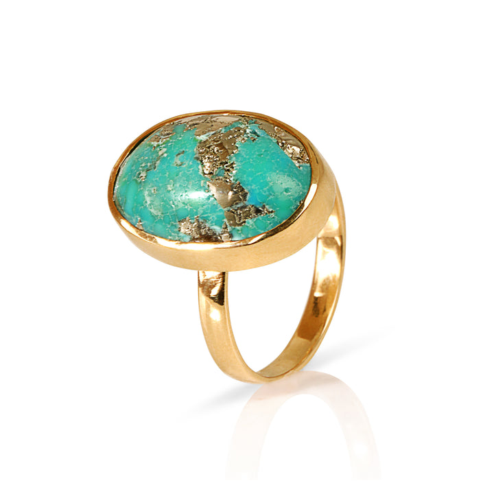 18K Yellow Gold Ring with Turquoise