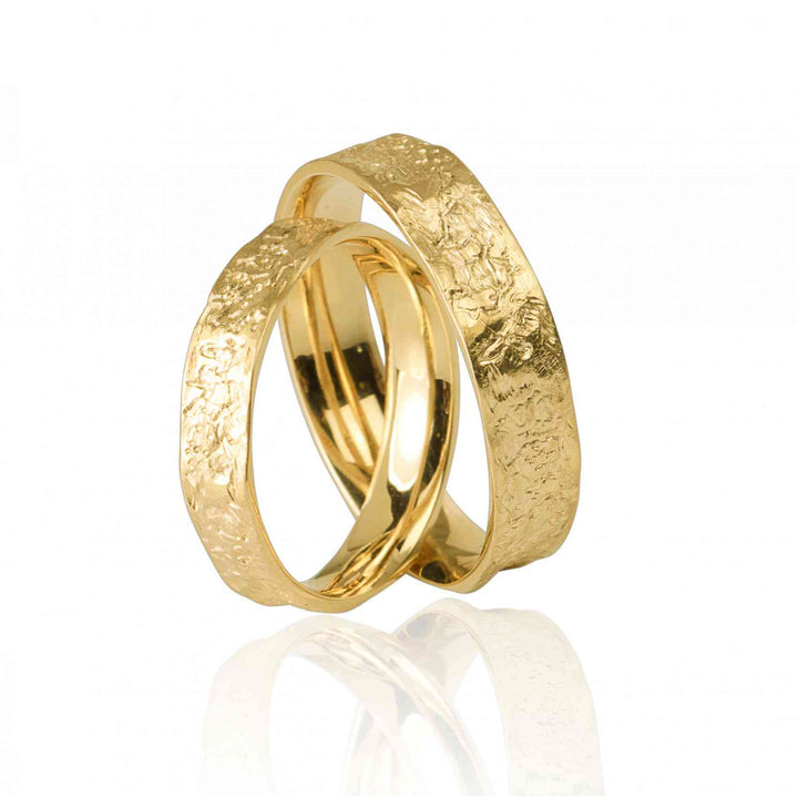 "MANKO" 14K Yellow Gold Wedding Ring Set 
